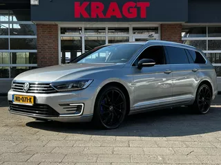 Volkswagen Passat Variant Connected Series 1.4 TSI GTE - APK 01-2026!
