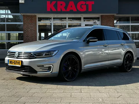 Volkswagen Passat Variant Connected Series 1.4 TSI GTE - APK 01-2026! Volkswagen Passat Variant Connected Series 1.4 TSI GTE - APK 01-2026!