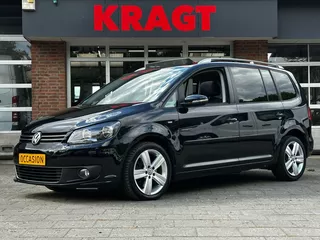 Volkswagen Touran CUP 1.4 TSI 140 pk - 7 persoons - panoramadak - navi - standkachel