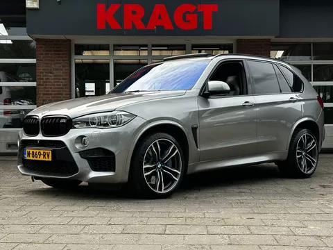 BMW X5 M 4.4 V8 576 pk - Panoramadak - adapt. LED - Night vision - 21&quot; -